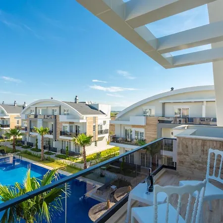 The Classe Collection Deluxe 7 Apartment *