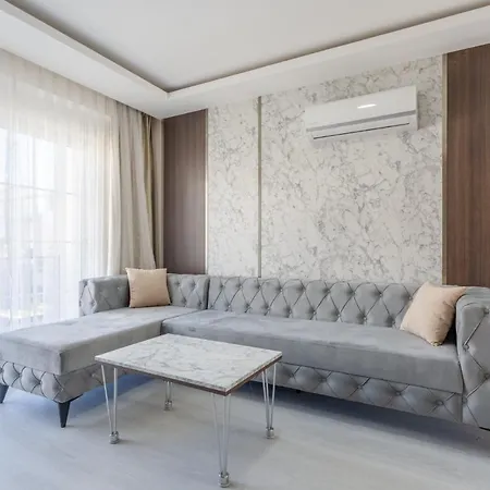 The Classe Collection Deluxe 7