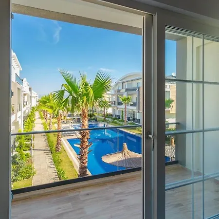 The Classe Collection Deluxe 7 Apartment
